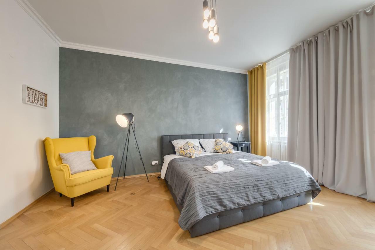 Nejedleho Apartmeet Praga Esterno foto