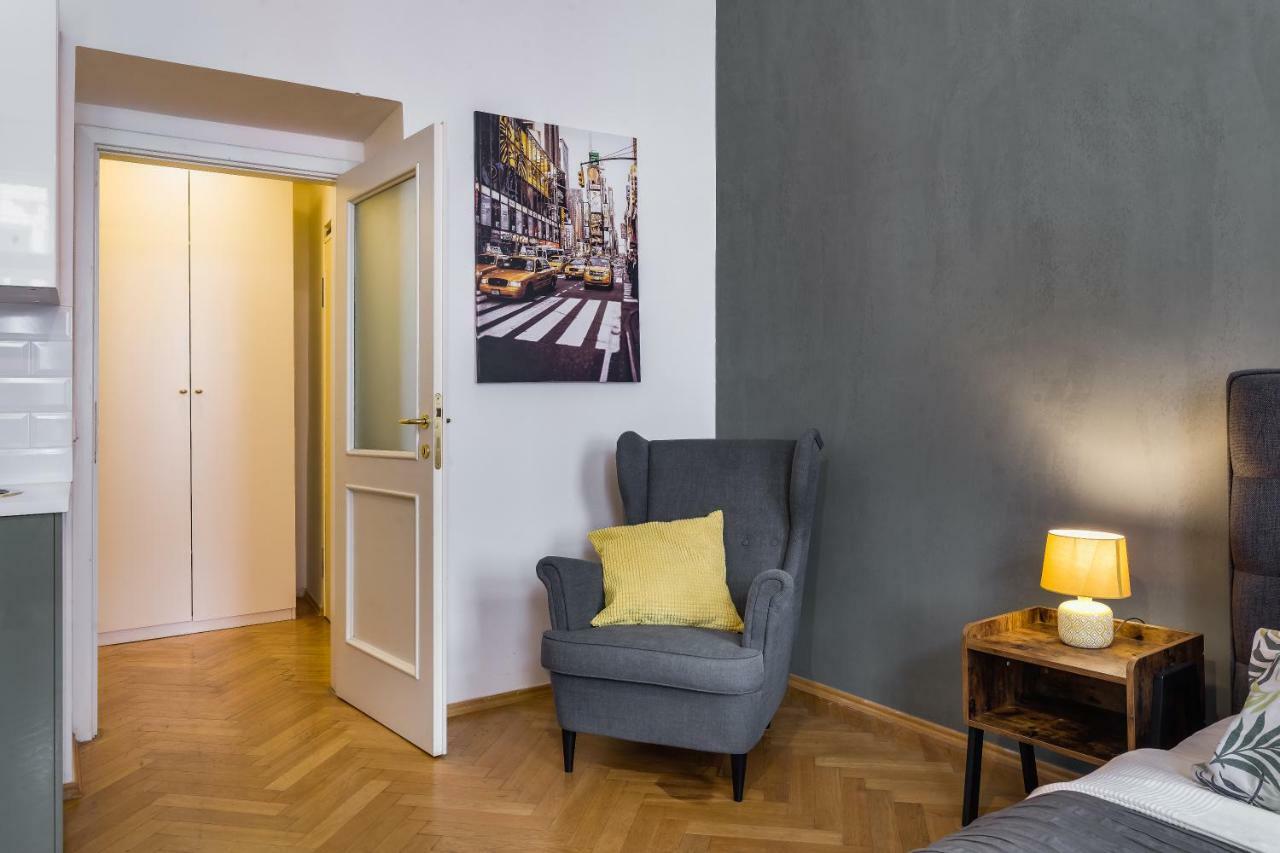 Nejedleho Apartmeet Praga Esterno foto