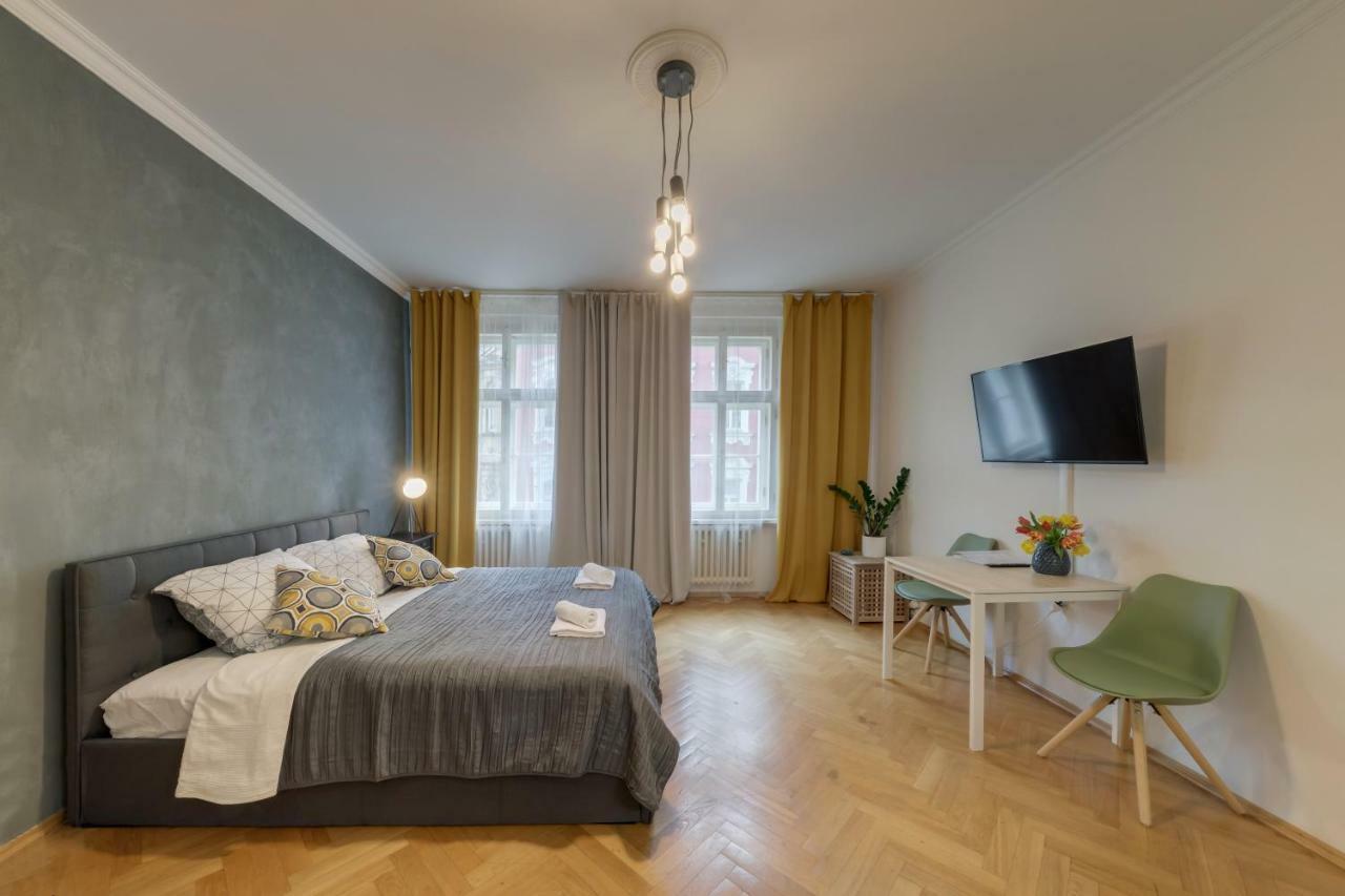 Nejedleho Apartmeet Praga Esterno foto