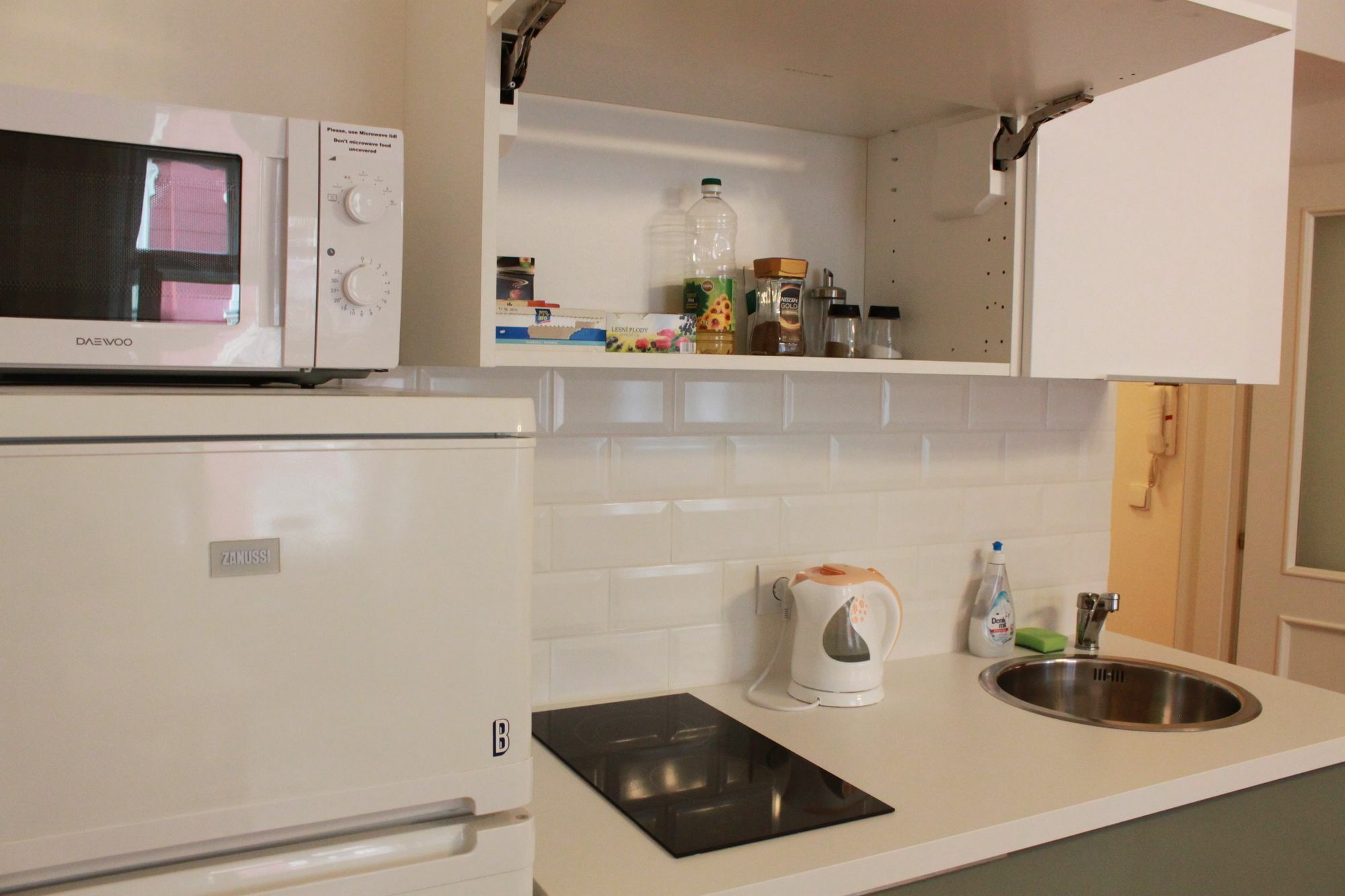 Nejedleho Apartmeet Praga Esterno foto